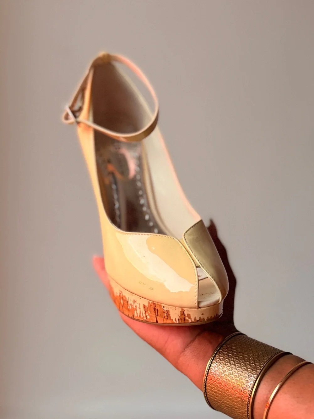 Y2K BCBGirls Nude Patent Cork Wedge Peep Toe Platform Heels Ankle Strap.